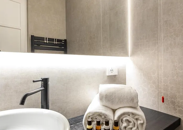 Seta Hotel